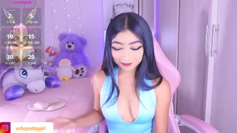 Snapshot of hazelbabee_ chatting on 05.11.26 Lynn online show from 05.11.26