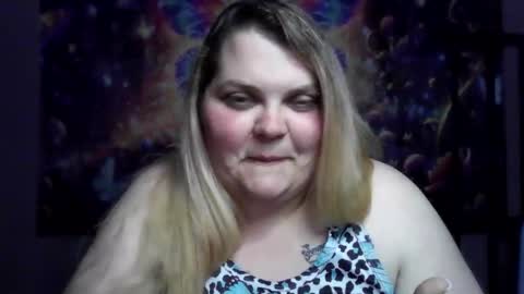 Snapshot of hazeleyez97 chatting on 05.14.26 Hazeleyez97 online show from 05.14.26