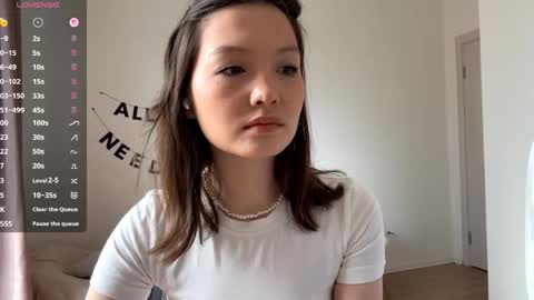 Snapshot of hazelhartshorn chatting on 05.30.26 Kira online show from 05.30.26