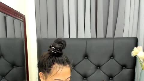 HAZEL MADONNA online show from 02.26.25