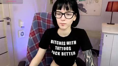 hazeltompson online show from 11.14.25