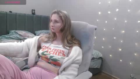 crabster online show from 04.13.26