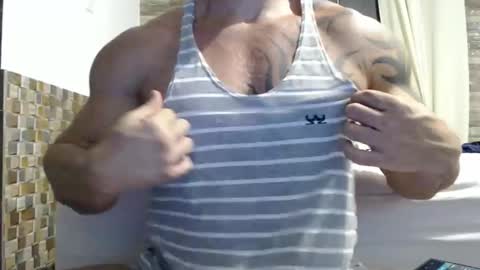 Snapshot of healedcarioca chatting on 12.07.24 Brazilian bigdick online show from 12.07.24