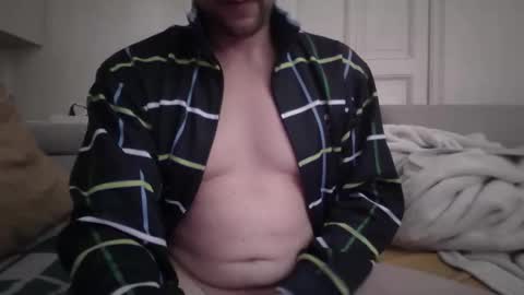Snapshot of heaten_geread chatting on 03.23.26 Iejten online show from 03.23.26
