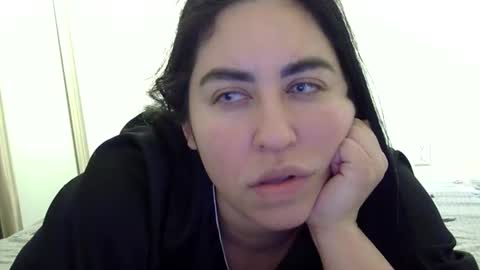 Snapshot of heatwavee chatting on 01.20.25 heatwavee online show from 01.20.25