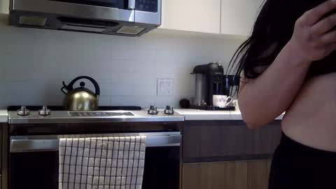 Snapshot of heatwavee chatting on 01.30.25 heatwavee online show from 01.30.25