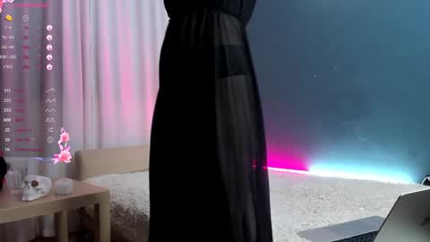 Snapshot of heaven_blonde chatting on 12.06.24 Our names are Anette and Alice online show from 12.06.24