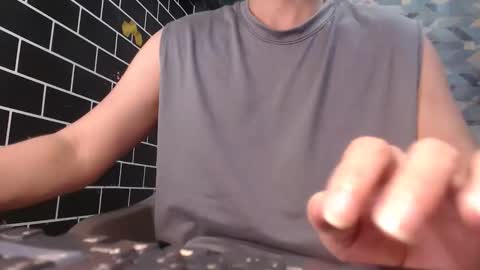 Snapshot of heaven_steven chatting on 09.17.25 Steven online show from 09.17.25