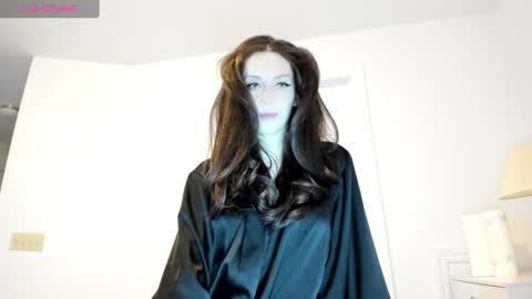 Helen online show from 01.16.25