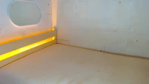 Snapshot of heavenlypleasurexx chatting on 01.16.25 HEAVEN online show from 01.16.25