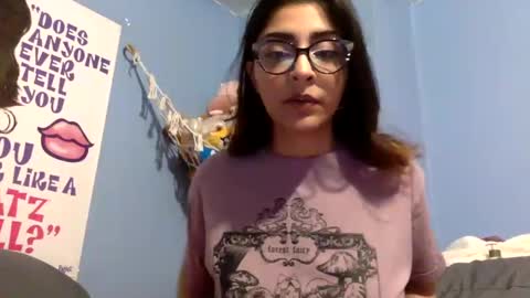Snapshot of heavensbunny chatting on 12.15.24 heaven the muslim slut online show from 12.15.24