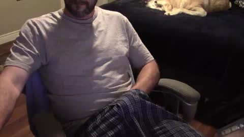 Snapshot of heavilyhung chatting on 07.07.26 John online show from 07.07.26
