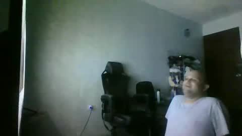Snapshot of heavy_rebellxc chatting on 01.06.25 Heavy Rebell online show from 01.06.25