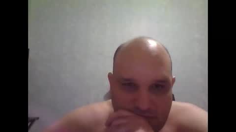 Snapshot of heavy_rebellxc chatting on 01.11.25 Heavy Rebell online show from 01.11.25