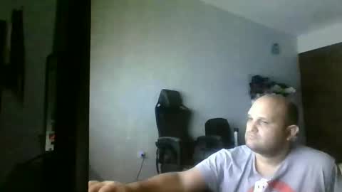 Snapshot of heavy_rebellxc chatting on 01.13.25 Heavy Rebell online show from 01.13.25