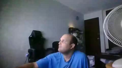 Snapshot of heavy_rebellxc chatting on 02.15.25 Heavy Rebell online show from 02.15.25