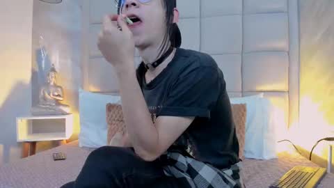 Keira Hecate online show from 09.25.25