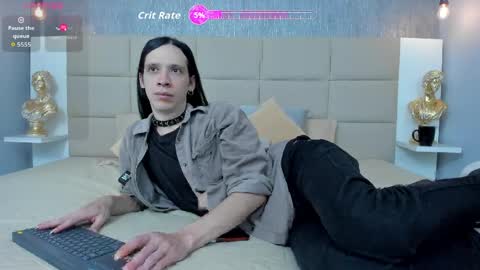 Keira Hecate online show from 04.14.26