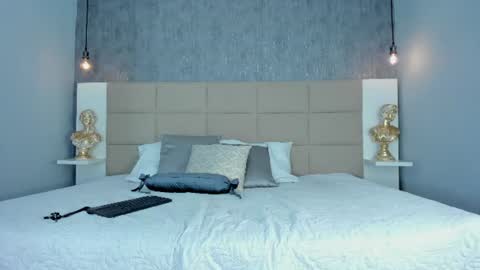 Snapshot of hecate1_ chatting on 07.16.26 Keira Hecate online show from 07.16.26