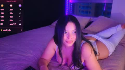 Snapshot of hecate_gh chatting on 03.08.25 Hecate online show from 03.08.25