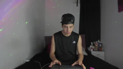 Snapshot of heellboy_ chatting on 04.30.26 heellboy_ online show from 04.30.26