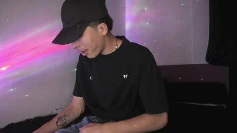 Snapshot of heellboy_ chatting on 05.25.26 heellboy_ online show from 05.25.26