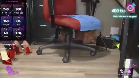 Snapshot of heelsslav21 chatting on 03.04.26 heelsslav21 online show from 03.04.26