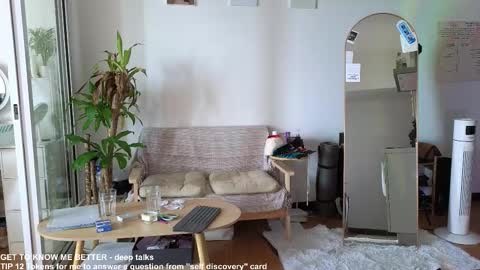 Snapshot of heidiluceous chatting on 11.24.25 Heidi brunette Foxy red head and Carrie blondie online show from 11.24.25