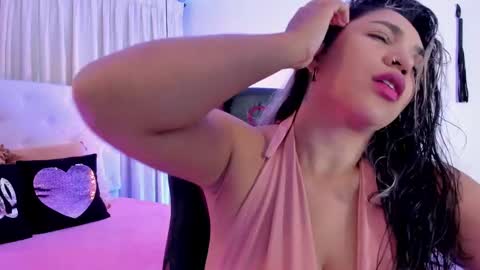              online show from 03.10.25