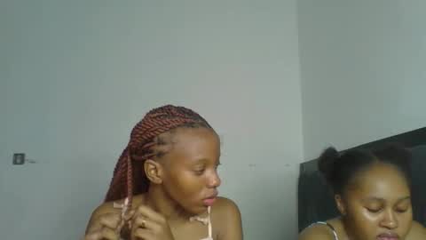 Snapshot of heilybunny chatting on 05.06.26 heilybunny online show from 05.06.26