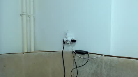 helen_adams_ online show from 12.02.24