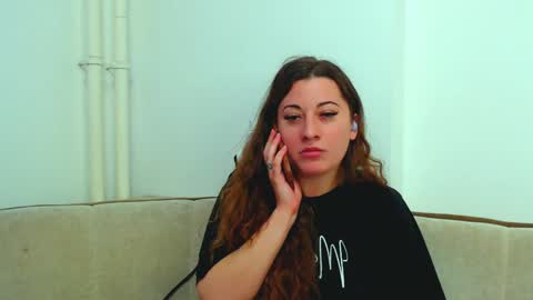 helen_adams_ online show from 12.23.24