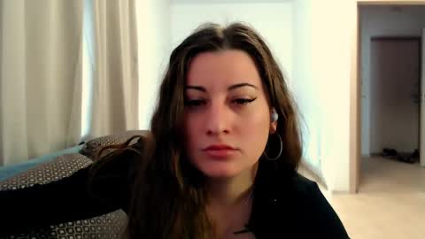 helen_adams_ online show from 05.04.26