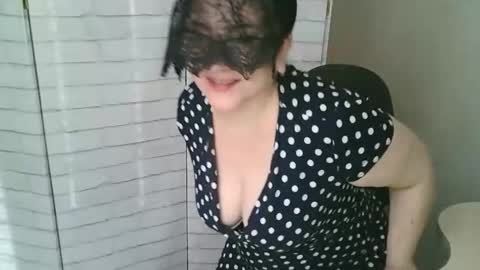 Helen online show from 03.06.26