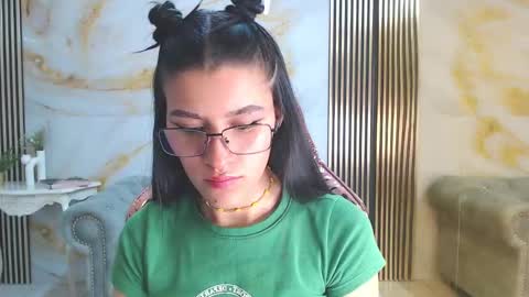 helena1_s online show from 09.29.25