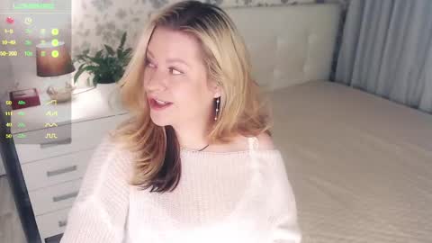 Snapshot of helenbonham chatting on 01.09.25 Helena Bonham online show from 01.09.25