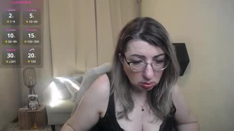 helenenigma online show from 03.05.26