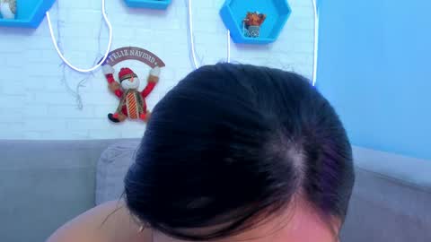 Snapshot of helenn_monroy1 chatting on 12.11.24    online show from 12.11.24