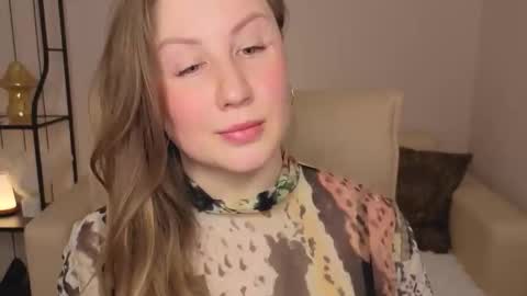 Helen online show from 04.17.26