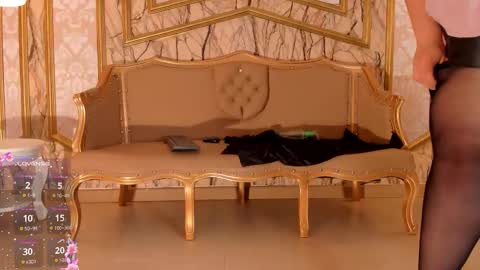 Helen or Hells online show from 01.13.26