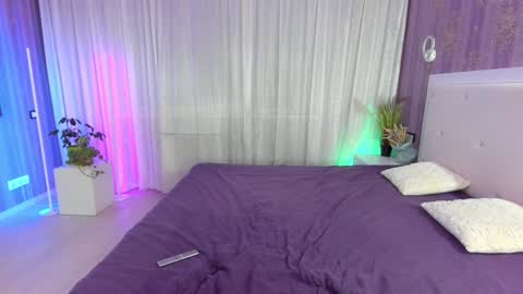 Helen online show from 12.17.24