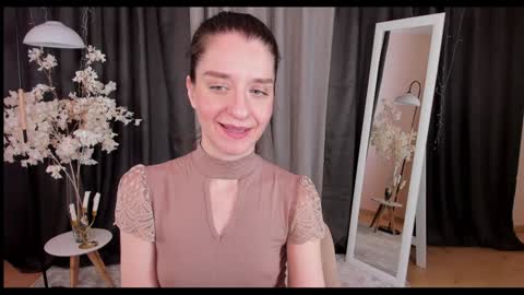 Helen online show from 01.27.25