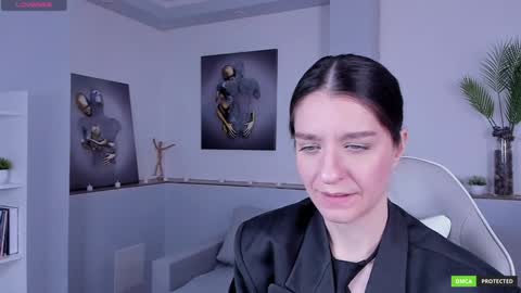 Helen online show from 02.05.25