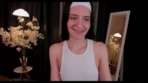 Helen online show from 02.13.25