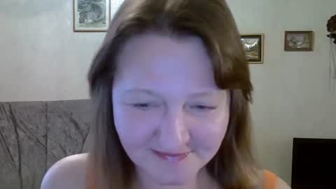 Snapshot of helgacharming chatting on 05.21.26 helgacharming online show from 05.21.26