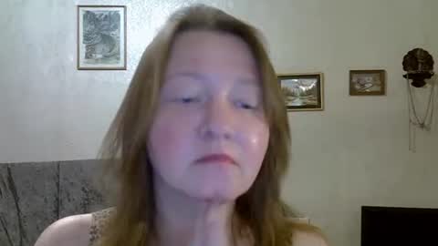 Snapshot of helgacharming chatting on 06.28.26 helgacharming online show from 06.28.26