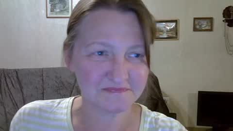 Snapshot of helgacharming chatting on 07.04.26 helgacharming online show from 07.04.26