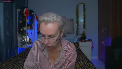 Helga online show from 01.05.25