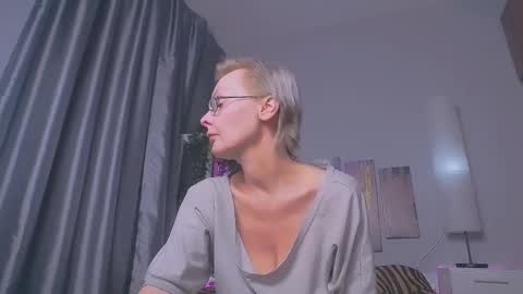Helga online show from 03.04.25
