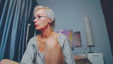 Helga online show from 03.12.25